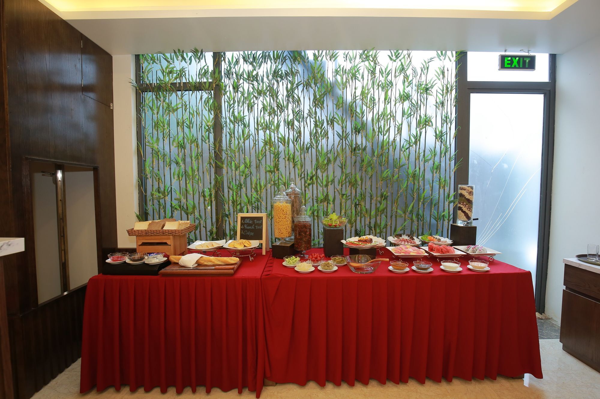 Inearth Hotel Hanoi Esterno foto