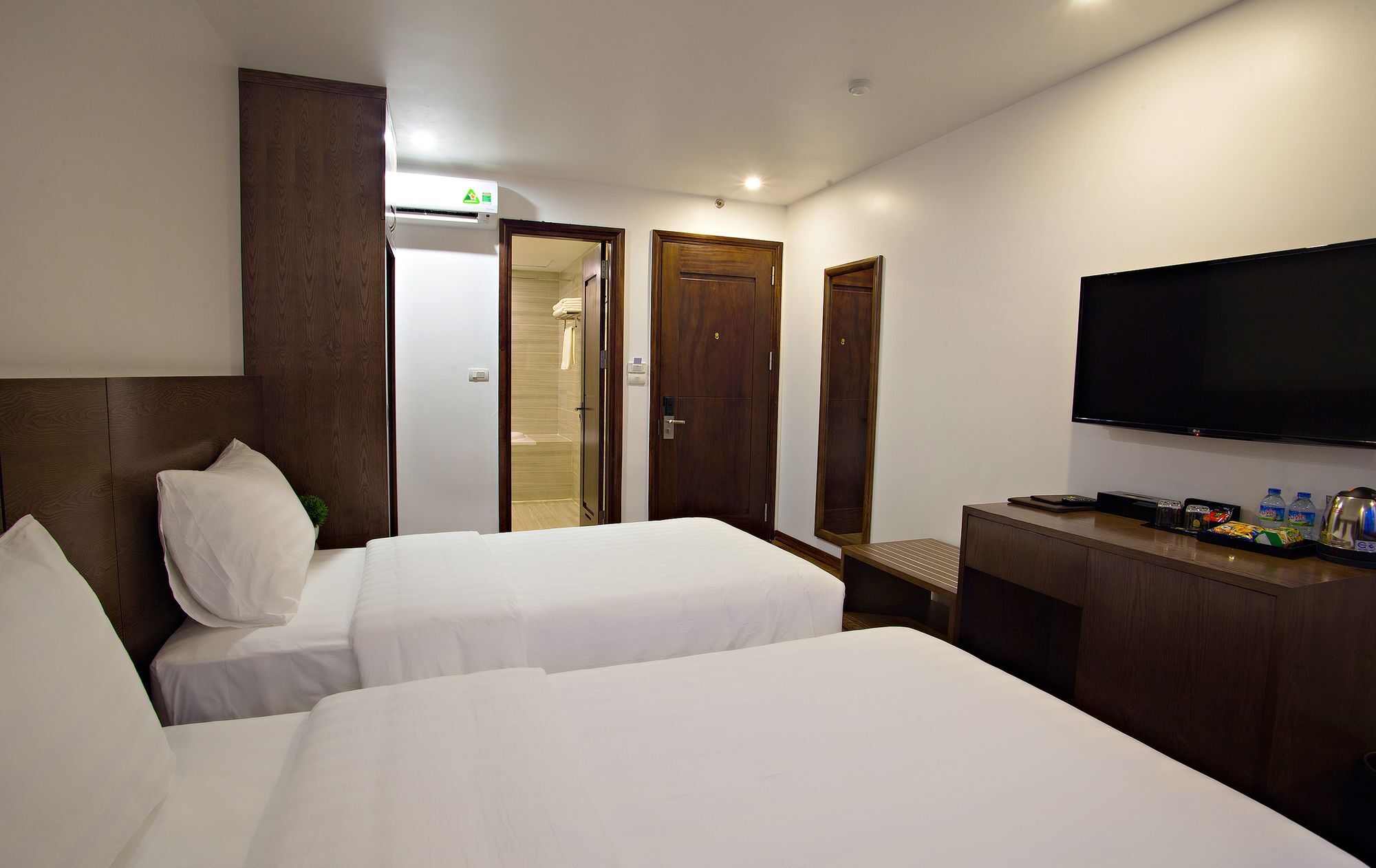 Inearth Hotel Hanoi Esterno foto